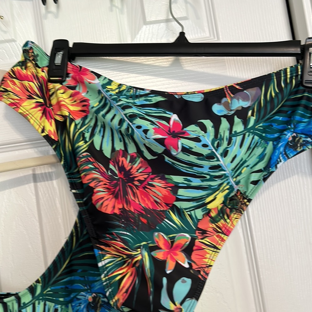 2 Piece Tankini Set / NWOT - Picture 2 of 11
